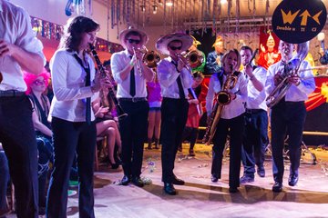 Bild 959 - Latuff 21014 die Wiemersdorfer Karnevalsveranstaltung